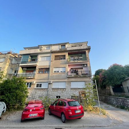 Apartment Nina Mostar Exterior foto