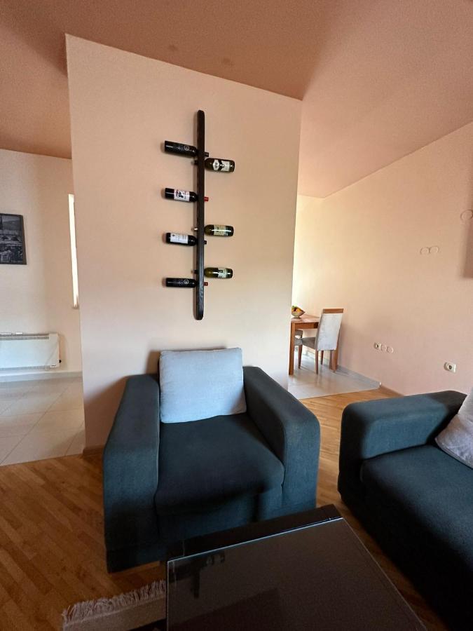 Apartment Nina Mostar Exterior foto