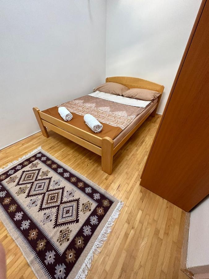 Apartment Nina Mostar Exterior foto